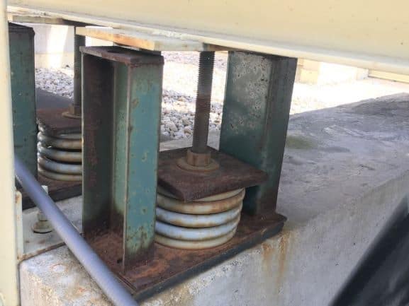 Chiller supports (s) Roof-top chiller supports